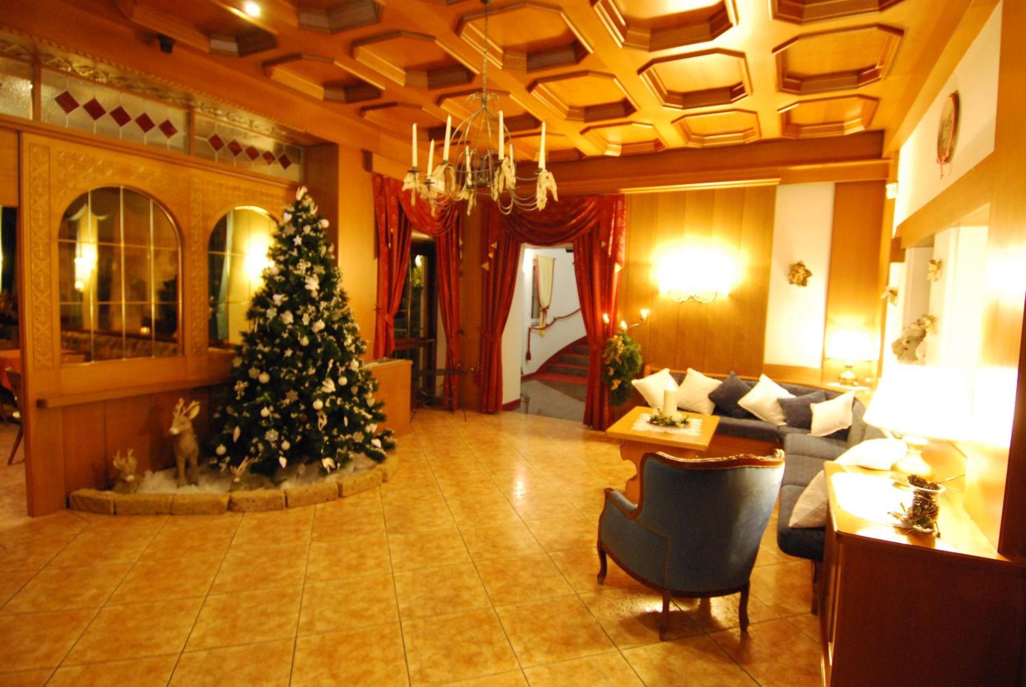 Hotel Belvedere Srl Фай дела Паганела Екстериор снимка