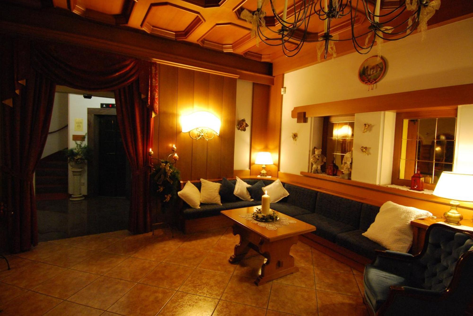 Hotel Belvedere Srl Фай дела Паганела Екстериор снимка