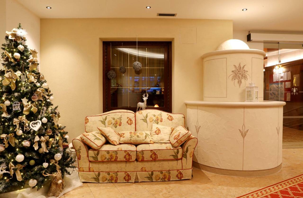 Hotel Belvedere Srl Фай дела Паганела Екстериор снимка