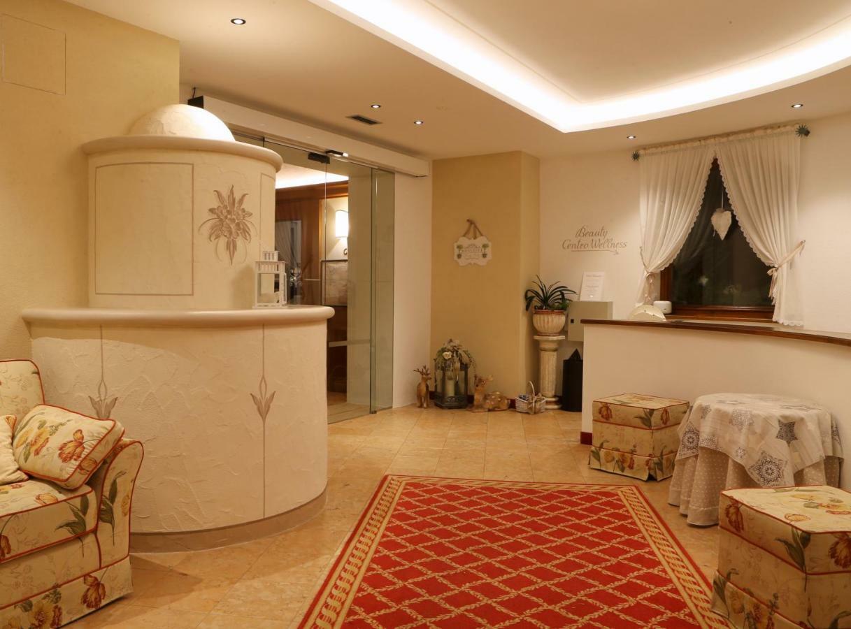 Hotel Belvedere Srl Фай дела Паганела Екстериор снимка